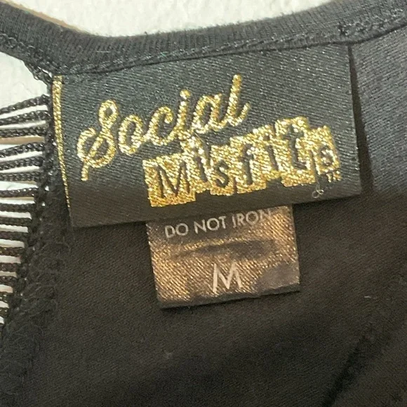 Social Misfits Indian Skull with Gold Tooth Fringe Split Back Tank Top Size Med - Picture 9 of 9